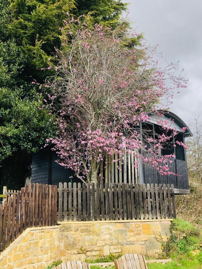 The Cherry Tree Gypsy Wagon Banbury Exteriör bild